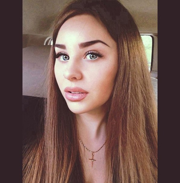 💎 Очаровательная, страстная и опытная девушка ждет тебя в Москве! 💋 Сделаю все, чтобы ты почувствовал себя настоящим королем 🔥 Я знаю, как доставить незабываемое удовольствие и расслабление 💦 Моя эксклюзивная компания – это настоящий подарок для истинных ценителей женской красоты и наслаждения 💫 У меня есть много талантов и умений, которые я с радостью покажу тебе 🌟 Разнообразие услуг, дружественная атмосфера, полное удовлетворение – это все обо мне ✨ Обещаю, что ты останешься доволен каждой минутой проведенного со мной времени 😘 Я живу в Москве и всегда готова подарить тебе незабываемые эмоции! 💞💋 Каролина